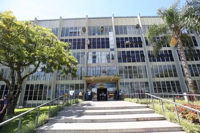 Prefeitura apresenta logo comemorativa dos 200 anos de PG. Confira:
