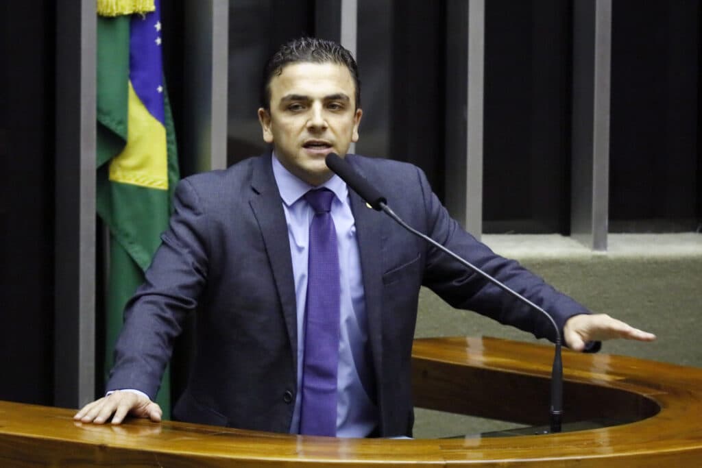 Deputado Aliel pede investigação para evitar atos terroristas