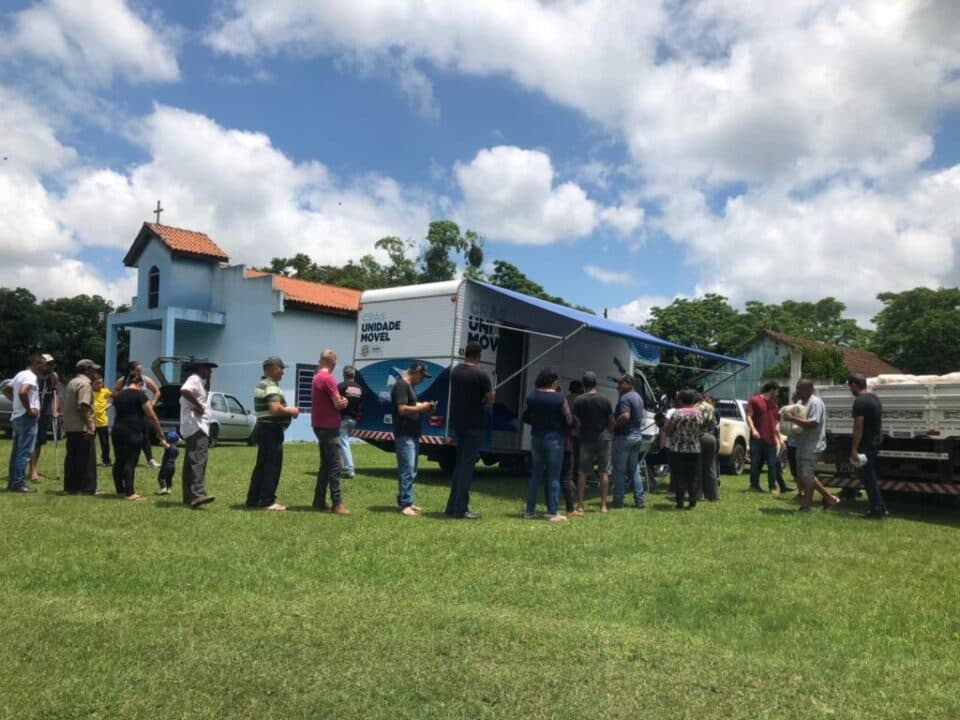 Colônias quilombolas recebem doações de cestas básicas em PG