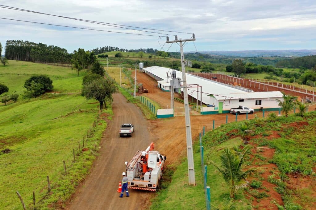 Copel vai investir R$ 2,1 bilhões na modernização da rede  em 2023