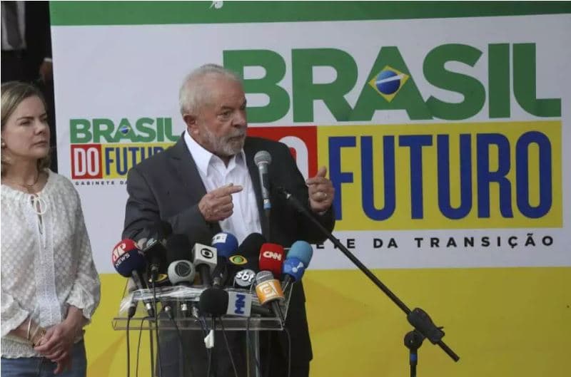 Lula anuncia cinco nomes que assumirão ministérios em seu Governo