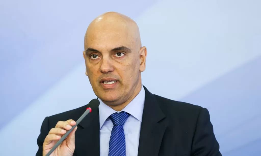 Moraes mantém a prisão de 942 envolvidos em vandalismo na sede dos Três Poderes