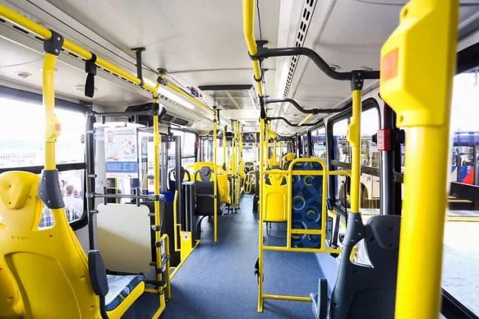 No Rio de Janeiro prefeitura promete cortar subsídios de ônibus que não utilizarem ar condicionado