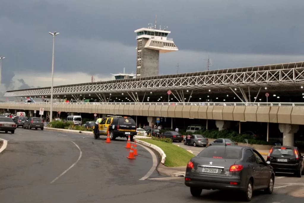 Justiça aceita denúncia contra acusados de colocar bomba em aeroporto