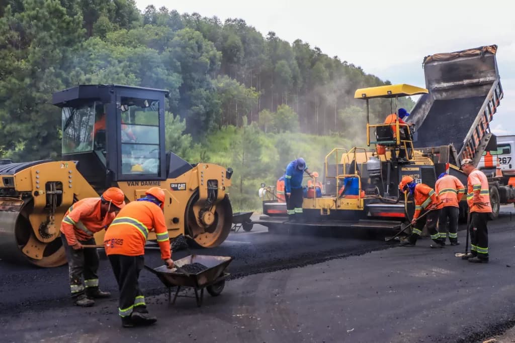 Rodovias dos Campos Gerais devem receber investimento de quase R$ 30 milhões