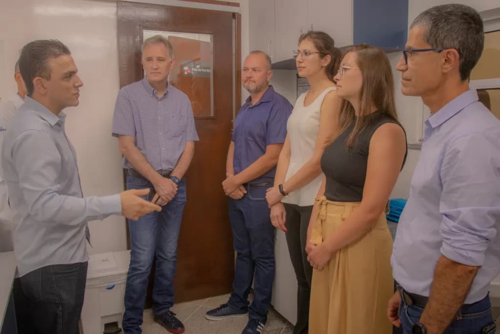 Aliel Machado destina R$ 335 mil para UEPG em equipamento de diagnósticos