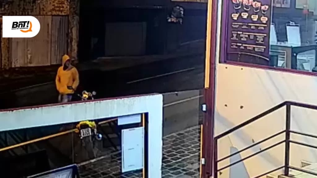 Ladrão é flagrado roubando moto no centro de PG