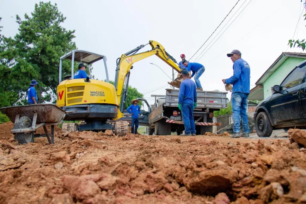 Prefeitura de Tibagi inicia pavimentação no São José