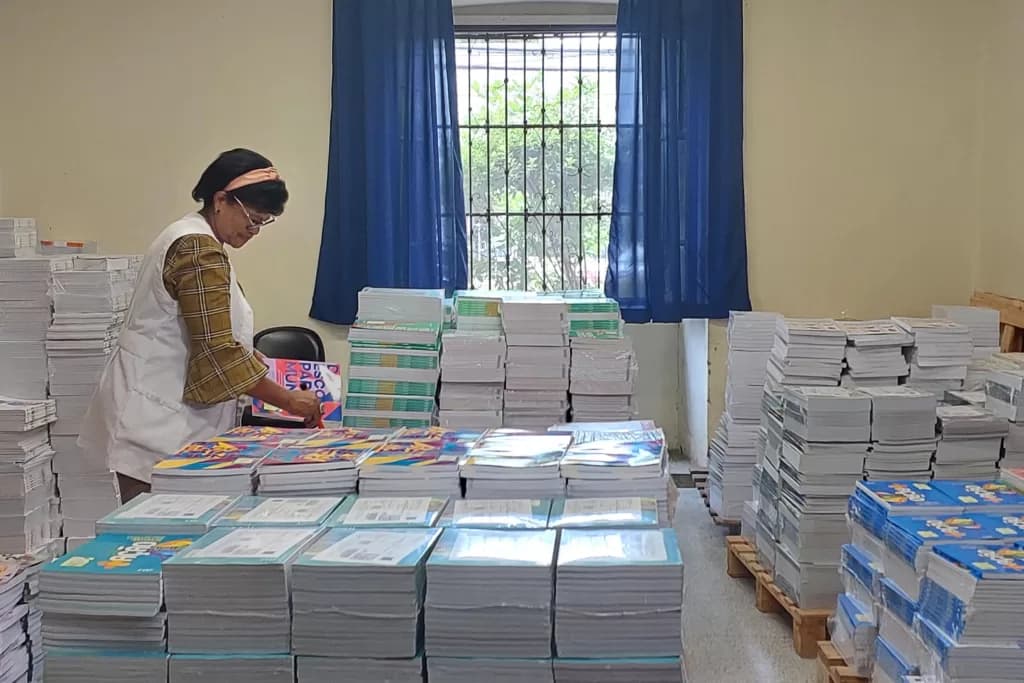  Colégios estaduais se preparam para volta às aulas, na próxima segunda-feira