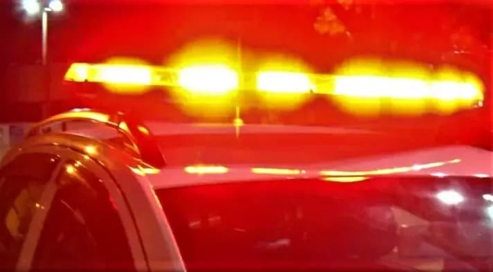Homem arromba casa, agride mulher na frente de criança e é preso pelo GAT em PG
