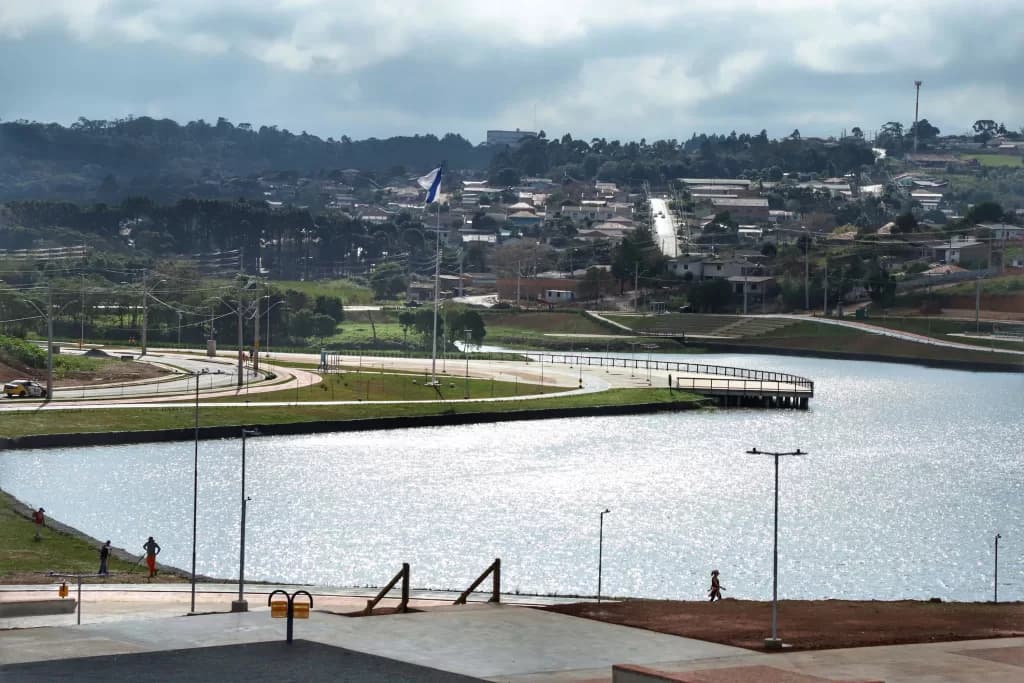 Prefeita de PG sanciona projeto que cria “Vem pescar no Lago de Olarias”