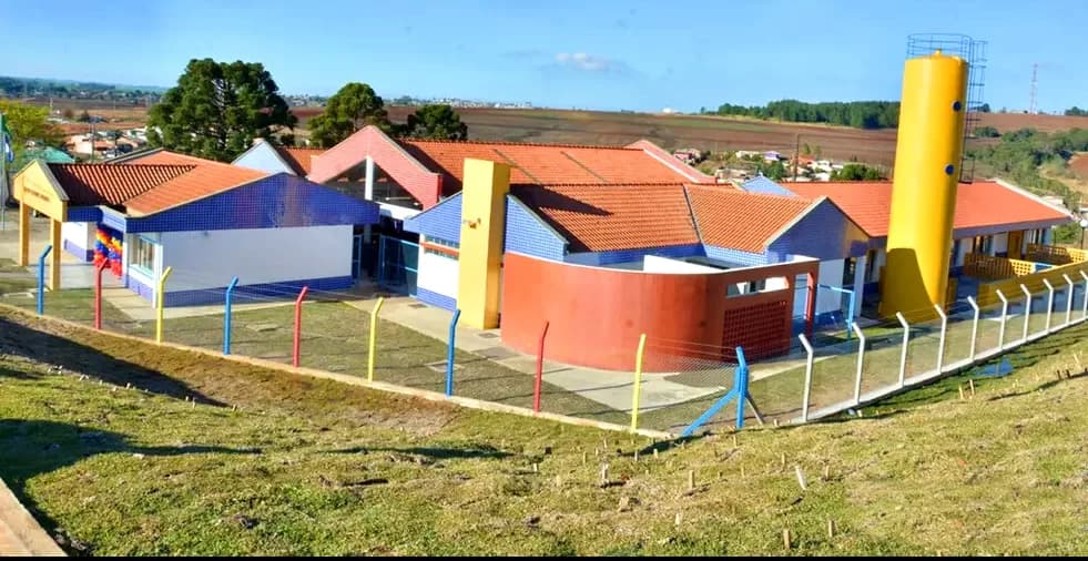 Tribunal de Contas julga irregulares licitações de obras em escolas de Ponta Grossa