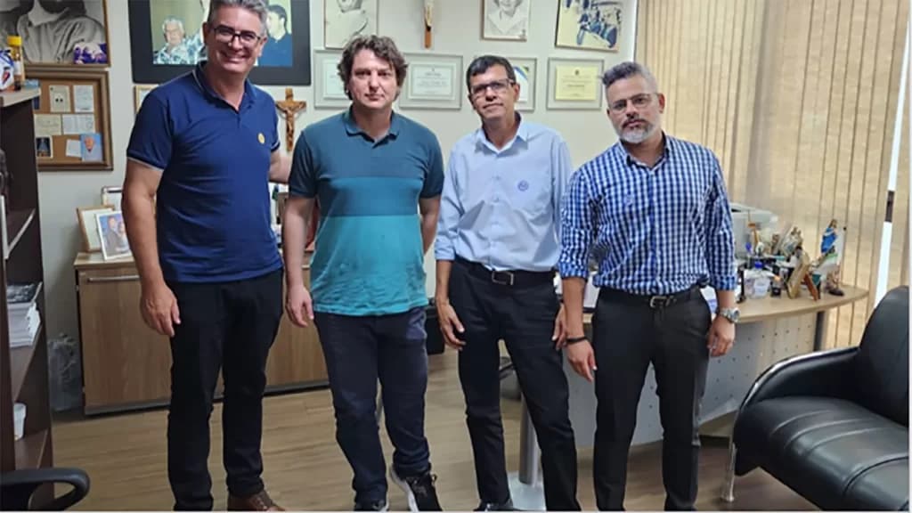 Vereador Küller visita Anibelli Neto e pede verba para poço artesiano para zona rural de PG