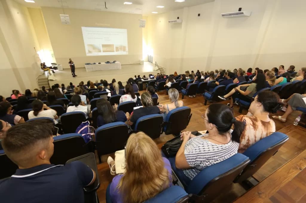 Prefeitura de PG promove capacitação de professores sobre primeiros socorros 