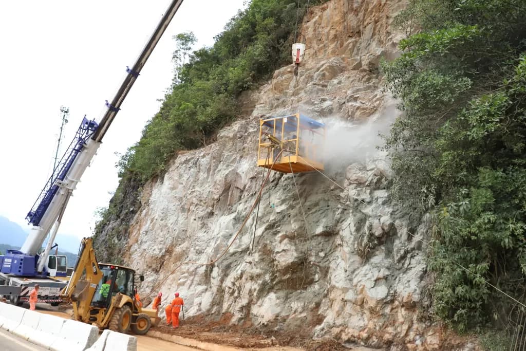 BR-277: Serra do Mar ficará sem guindastes durante o Carnaval