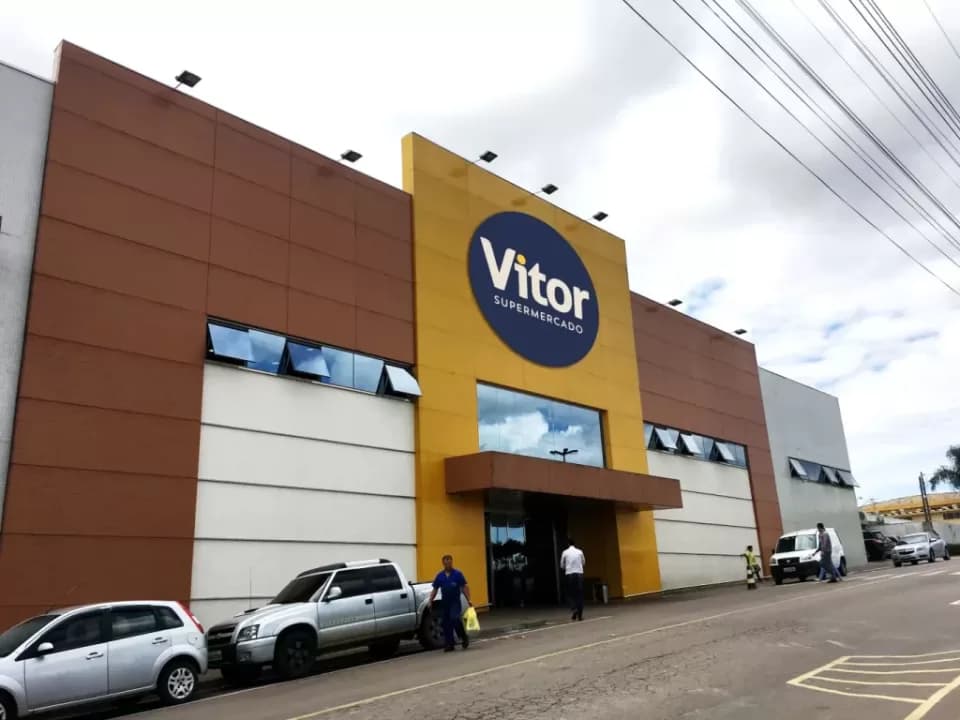 Supermercado Vítor oferece mais de 100  vagas para trabalhar em PG