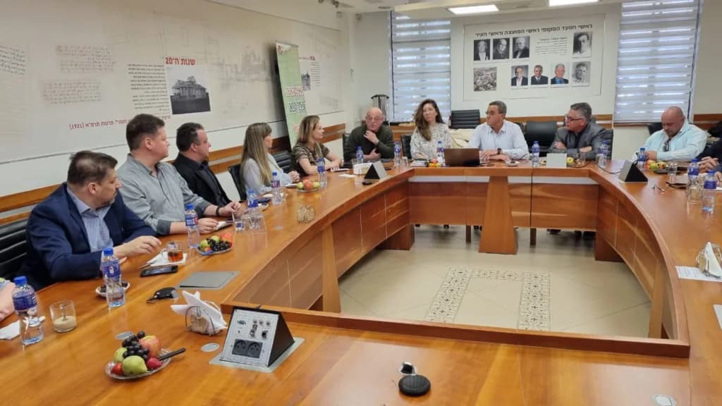 A missão técnica a Israel é uma realização da ACIPG, com apoio institucional da Prefeitura de Ponta Grossa, Casa da Indústria.