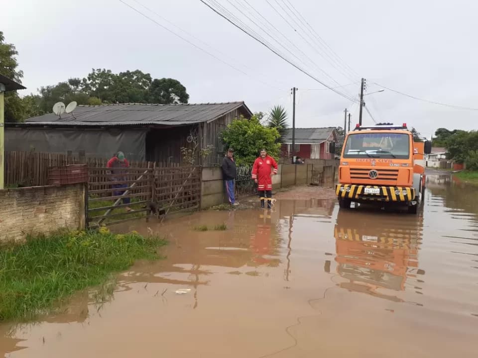 <strong>Prefeitos da região pedem ao Estado apoio para amenizar impacto das chuvas</strong>