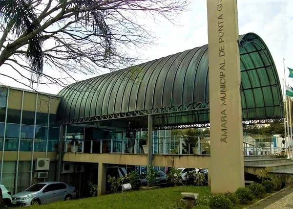 Vereadores aprovam prorrogação do contrato da VCG por mais um ano e subsídio de transporte