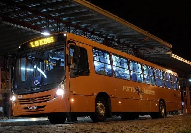 URGENTE: Prefeita sanciona lei e passagem de ônibus custará R$4 a partir de segunda (03)