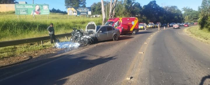 Colisão frontal mata motociclista na PR-160