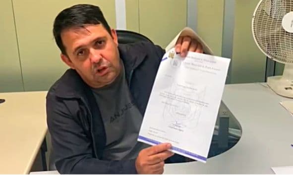 Professor Careca protocola devolução de vale-alimentação que vereadores de PG aprovaram