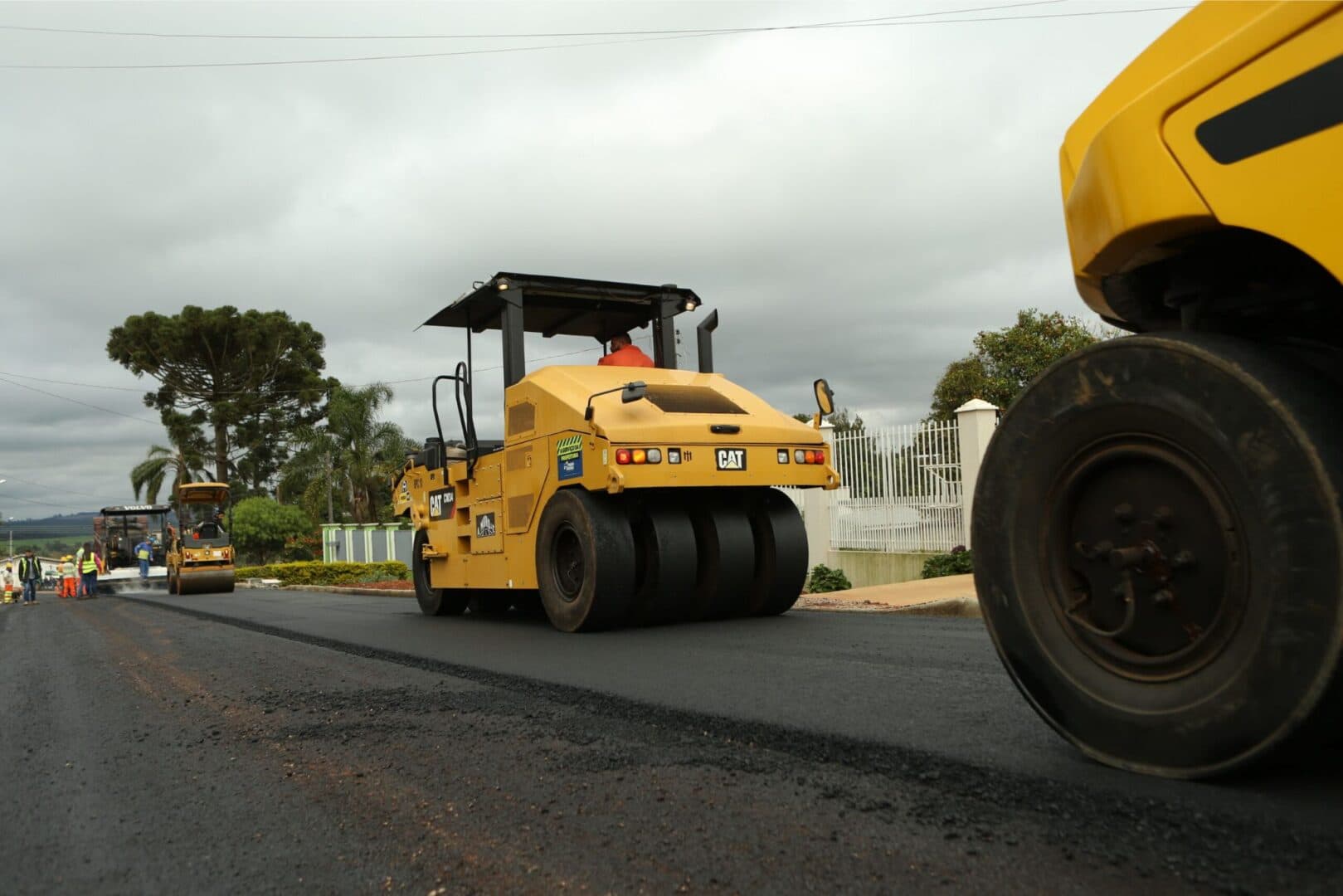 Prefeitura de PG realiza pavimentação de seis ruas no Contorno com investimento de R$ 1,9 milhão
