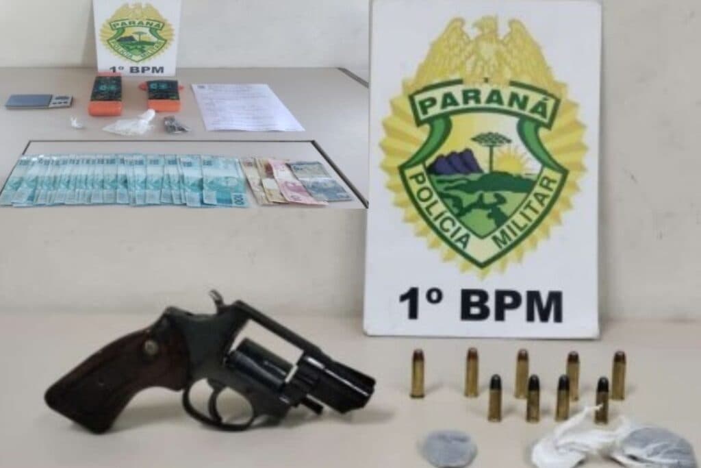 PM faz operação e prende traficantes de drogas em PG