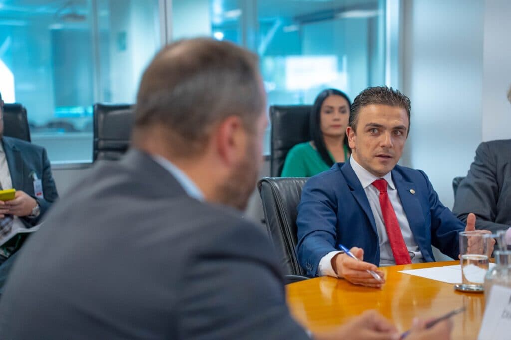 Aliel coordena reunião na ANTT sobre o novo pedágio no Paraná