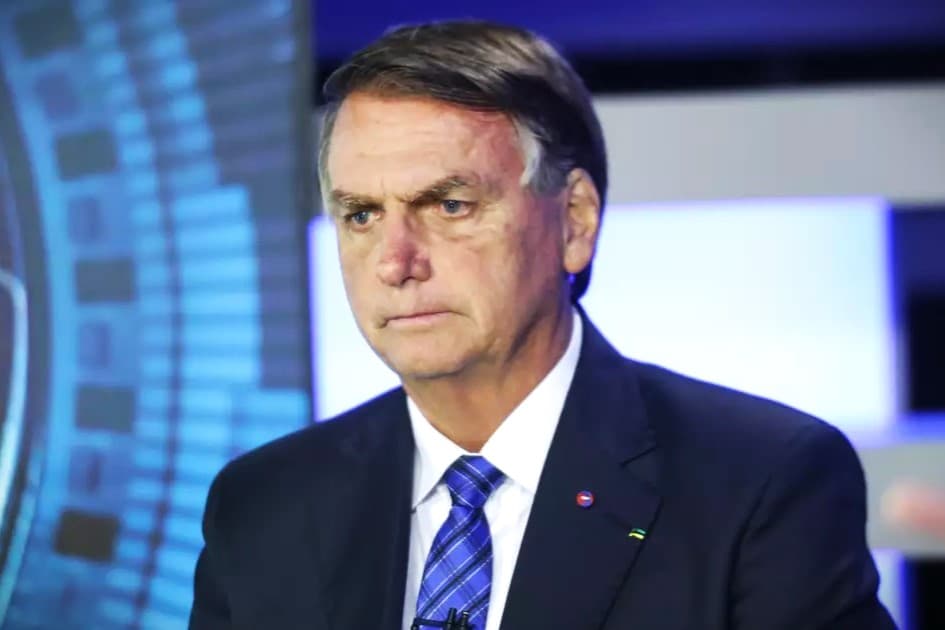 Processo que pode deixar Bolsonaro inelegível tem 3 votos favoráveis contra 1 no TSE