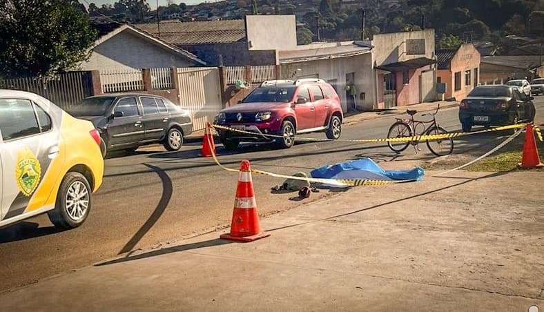 Homem é morto em frente de CMEI quando levava seu filho em Imbituva