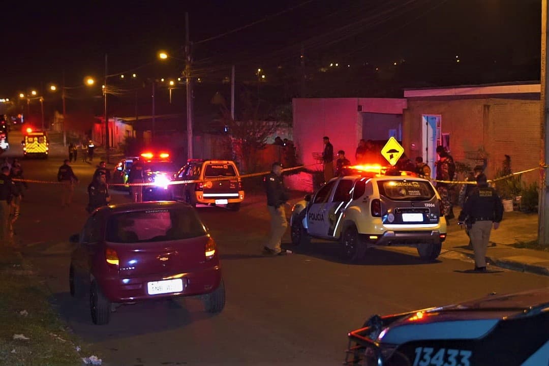 Jovem é executado com mais de dez tiros em bairro de PG. Saiba detalhes do crime