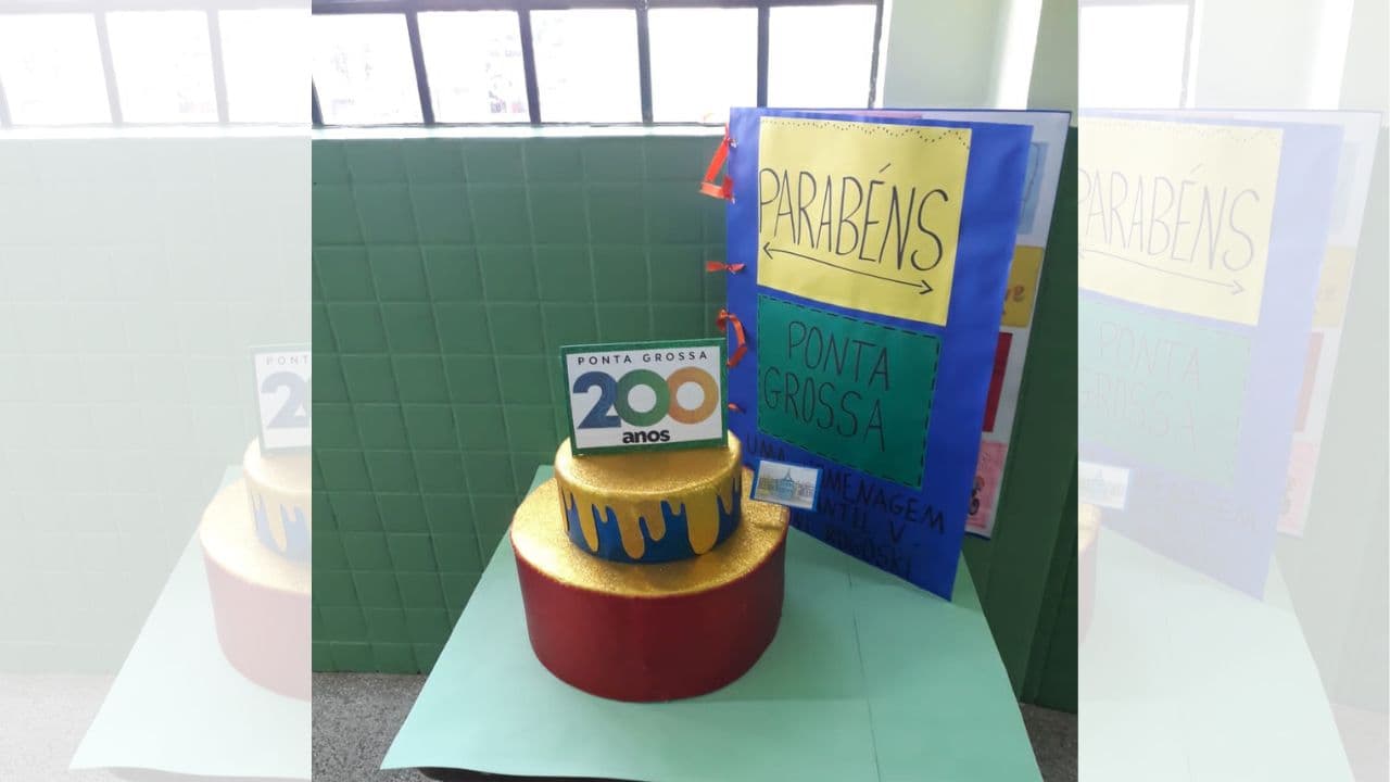 Escola Zanoni Rogoski realiza evento em comemoração ao bicentenário de PG