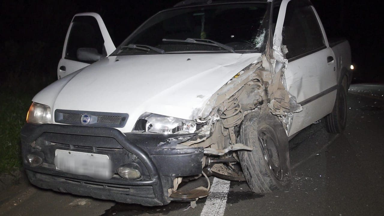 Acidente entre dois veículos é registrado na Estrada Velha em PG