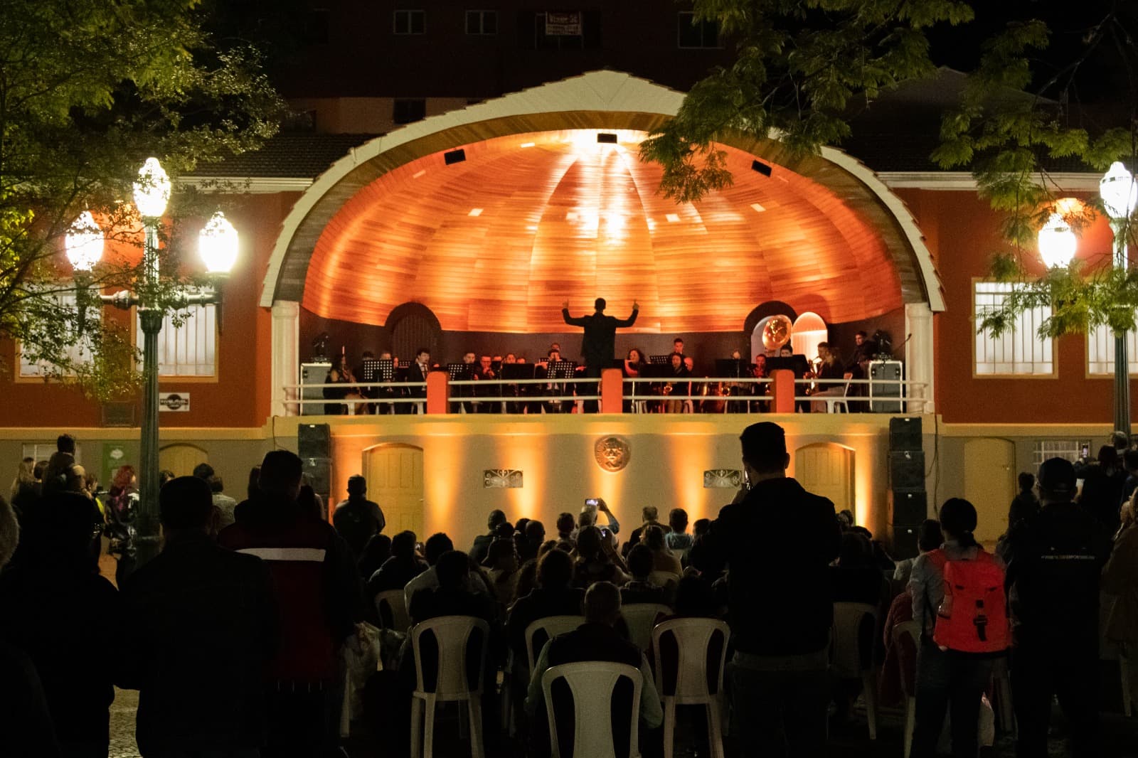 Grupos musicais se apresentam a partir deste sábado (18) em diferentes espaços de PG