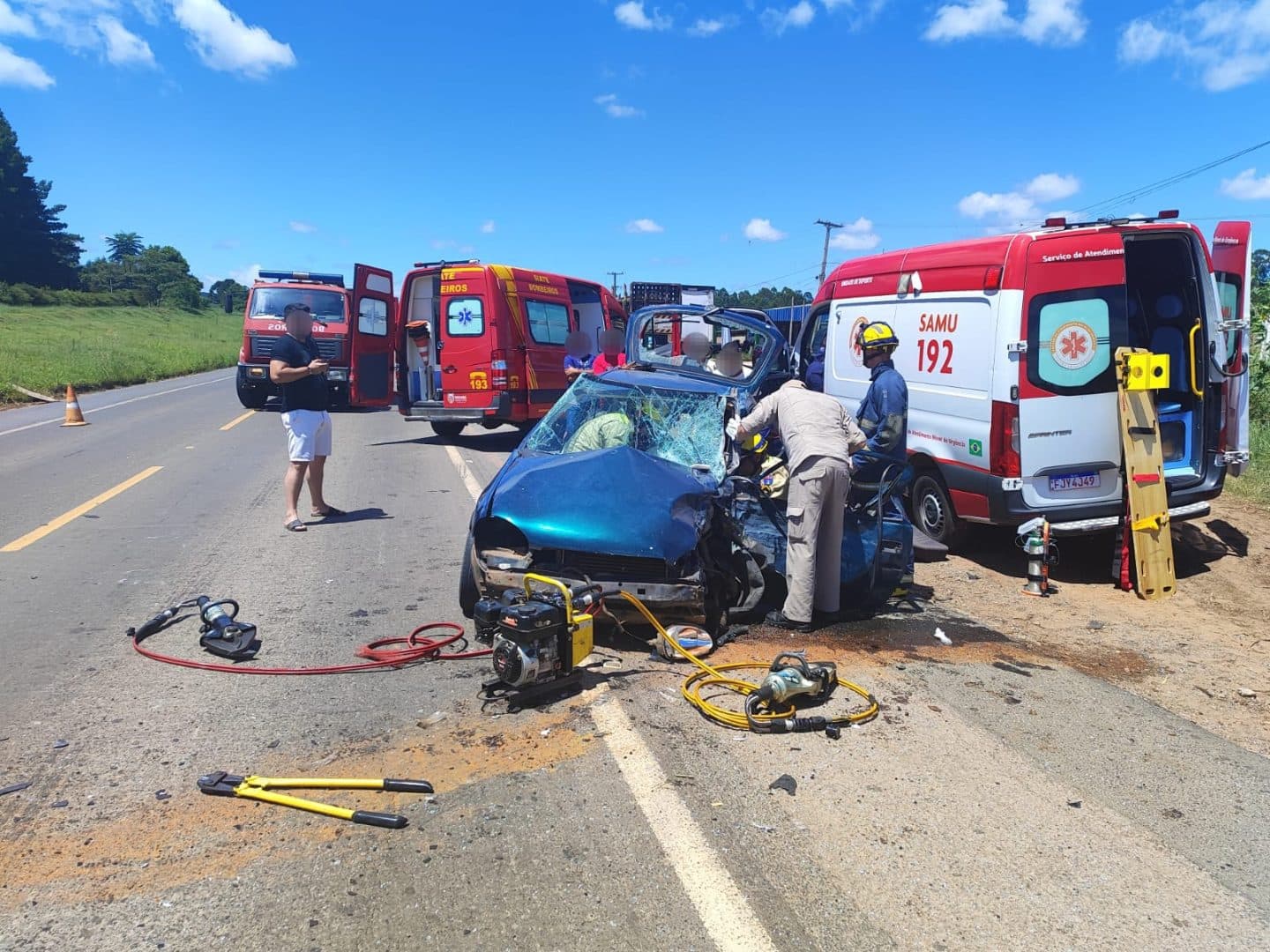 Motorista fica gravemente ferida após colisão frontal na PR-151