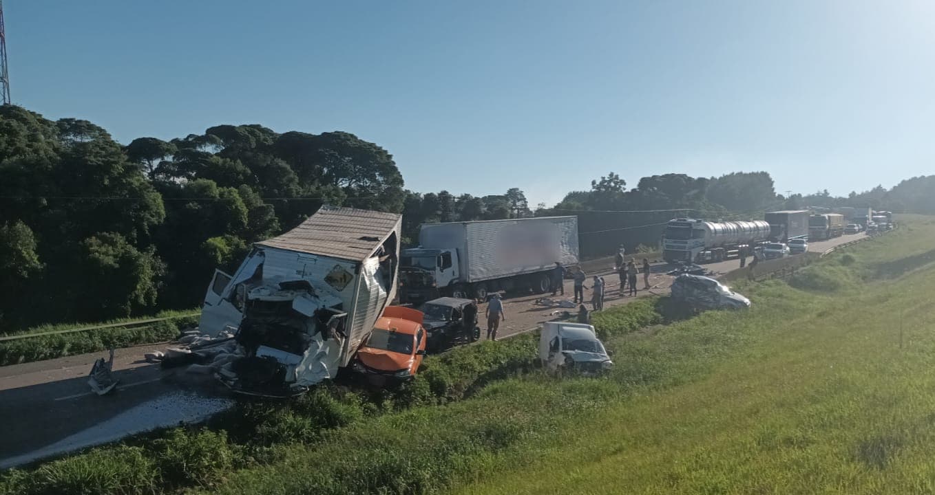 Acidente na BR-277 deixa uma pessoa morta na região de Balsa Nova