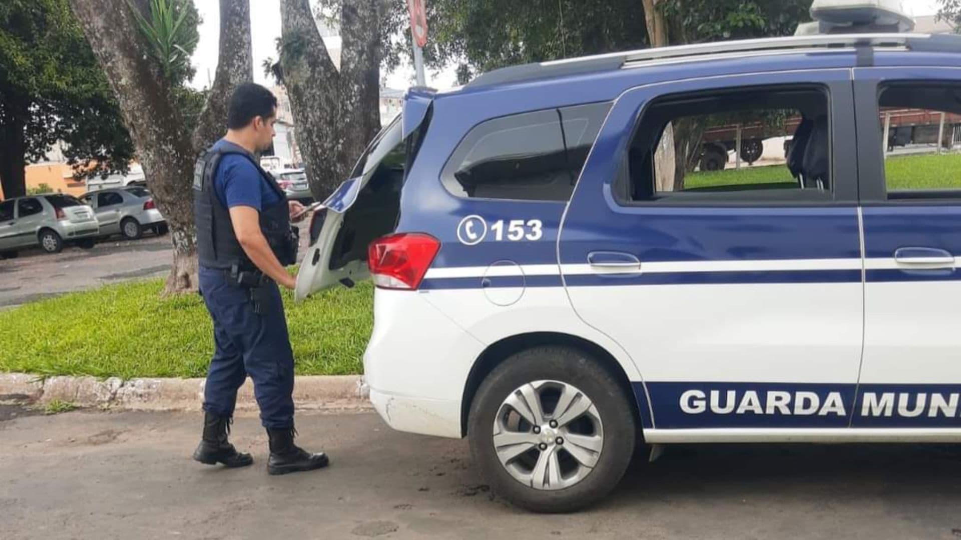 Duas pessoas são presas por aplicarem golpe em uma senhora de Castro