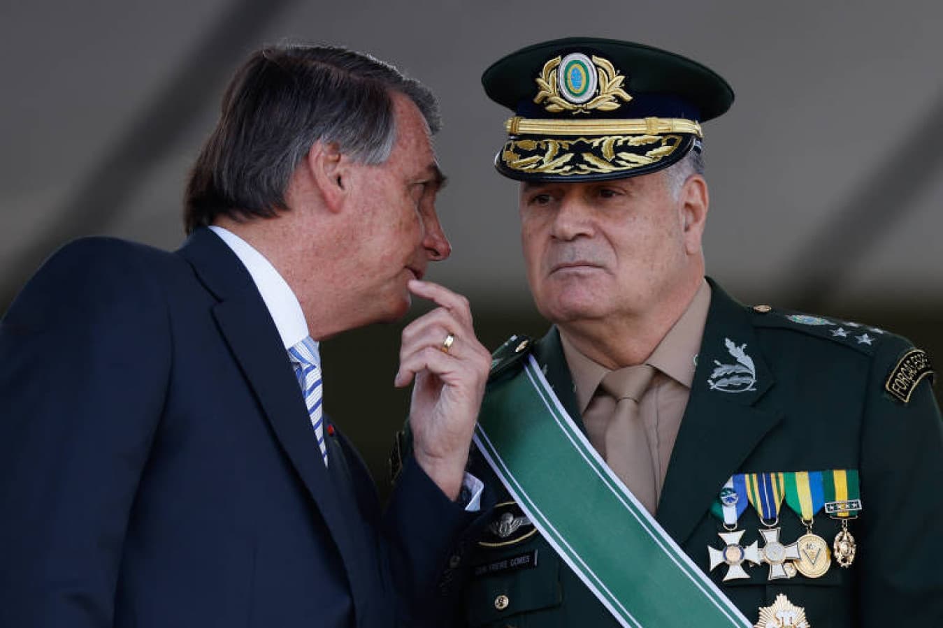 Ex-comandante do Exército ameaçou prender Bolsonaro caso houvesse ‘tentativa de Estado de Sítio’