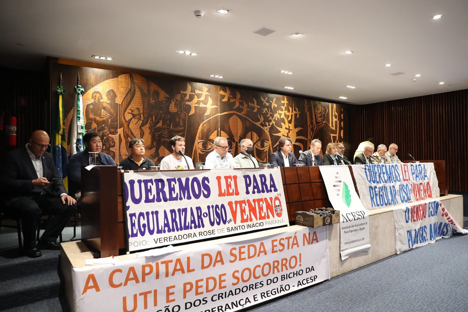 Assembleia Legislativa quer combater aplicação irregular de agrotóxicos no Paraná