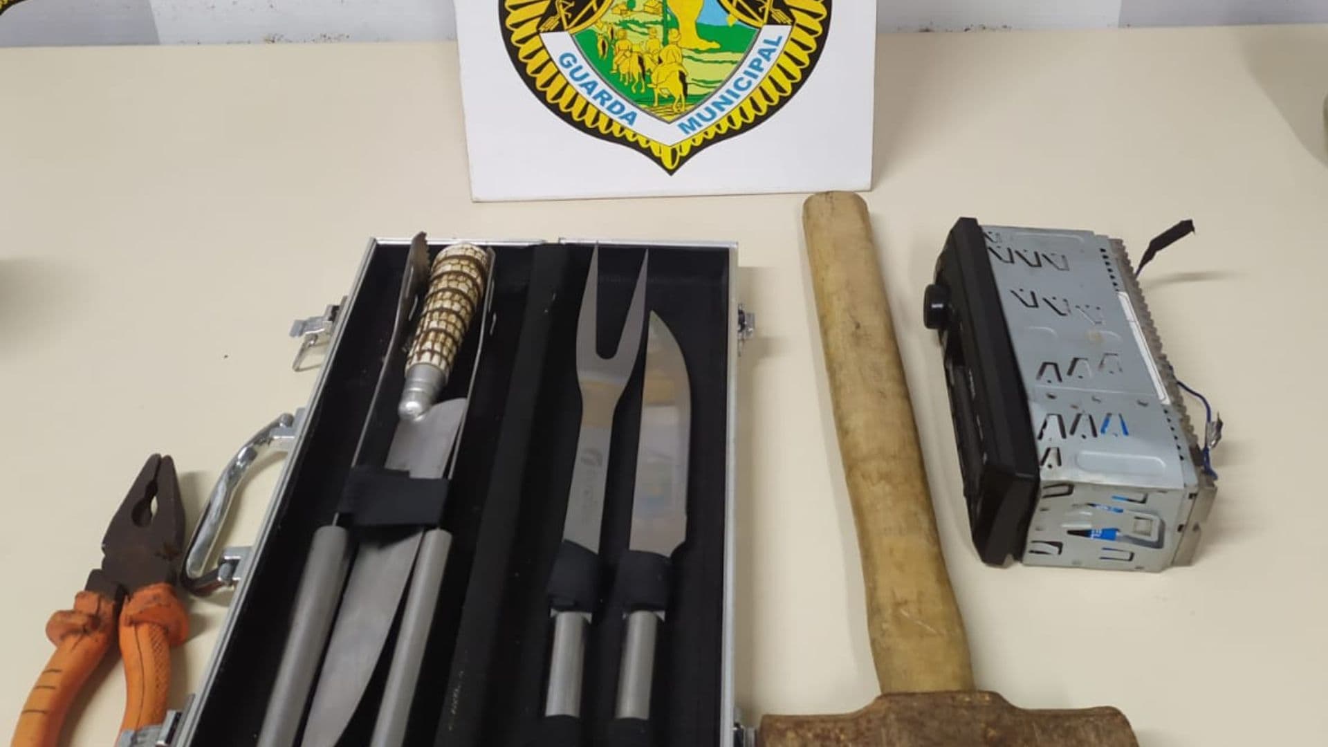 Guarda Municipal prende suspeito de furto com kit churrasco em Ponta Grossa