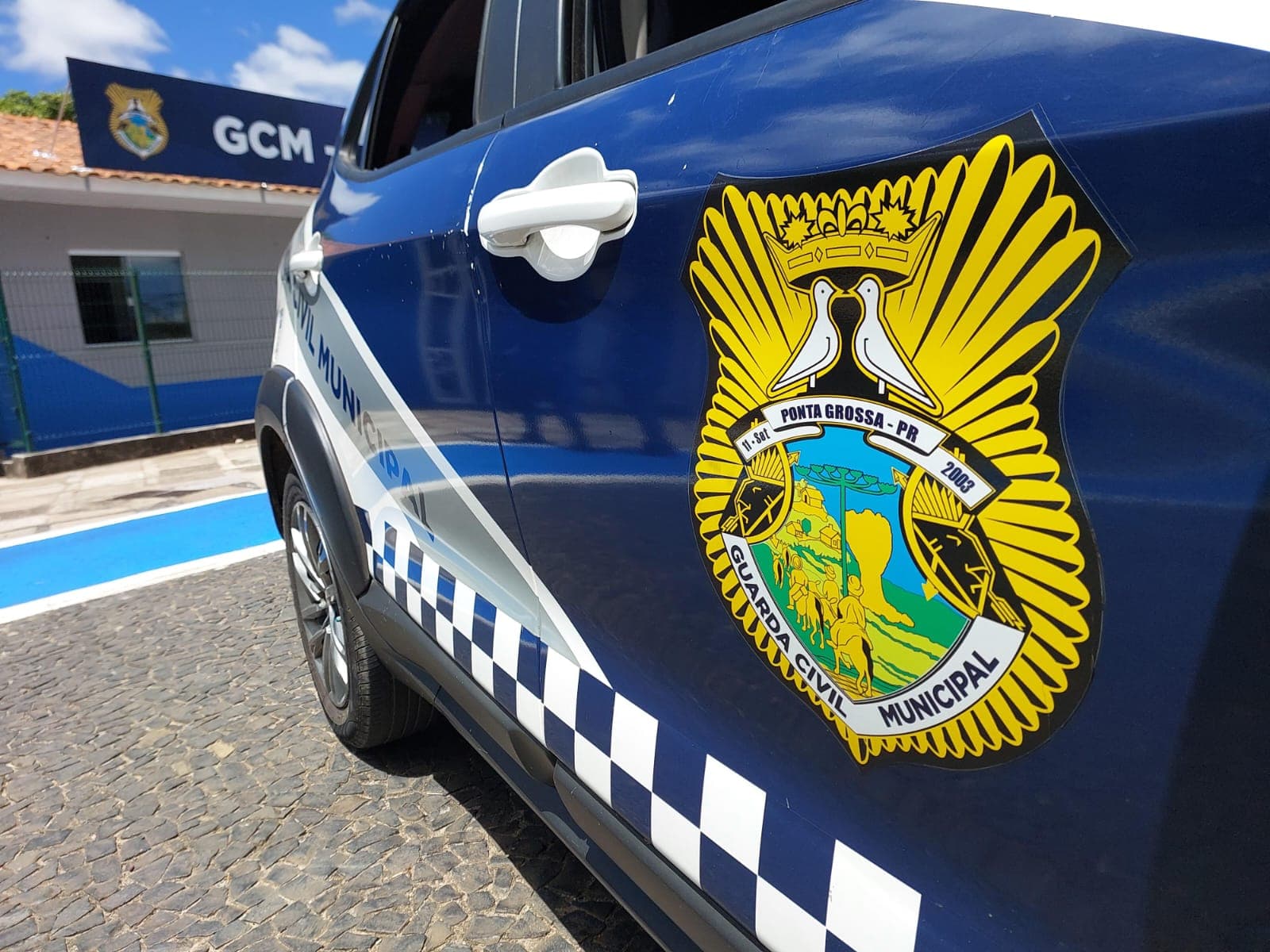 Homem é preso após agredir convivente e fazer ameaças em residência no Contorno