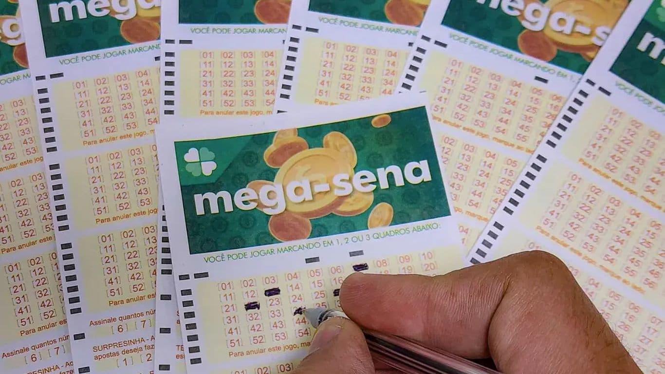 Mega-Sena acumula