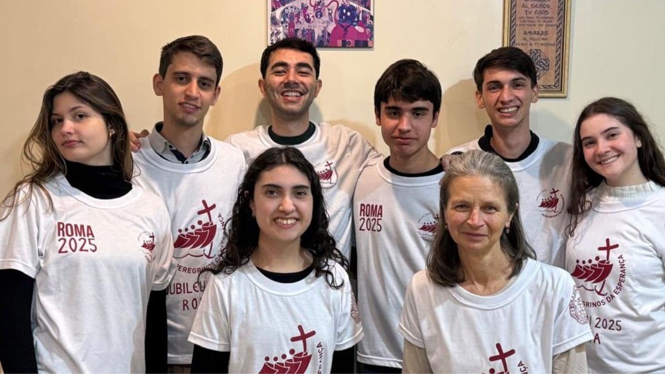 Jovens do Caminho Neocatecumenal
