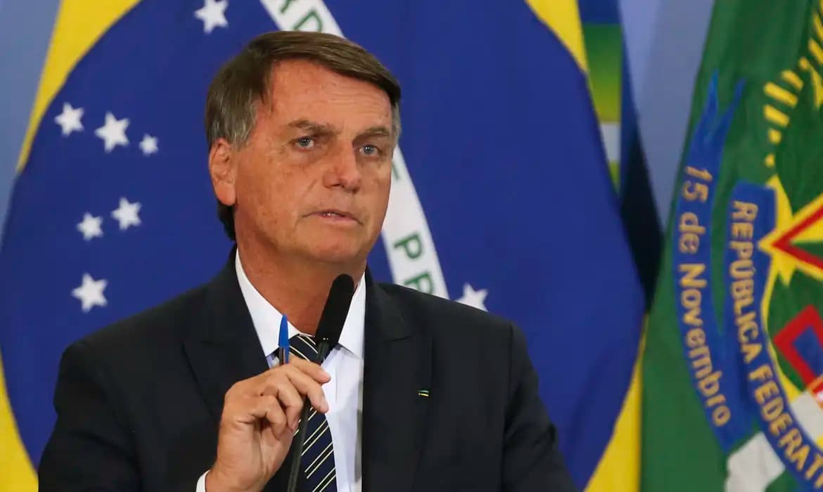 Julgamento Bolsonaro e sete aliados