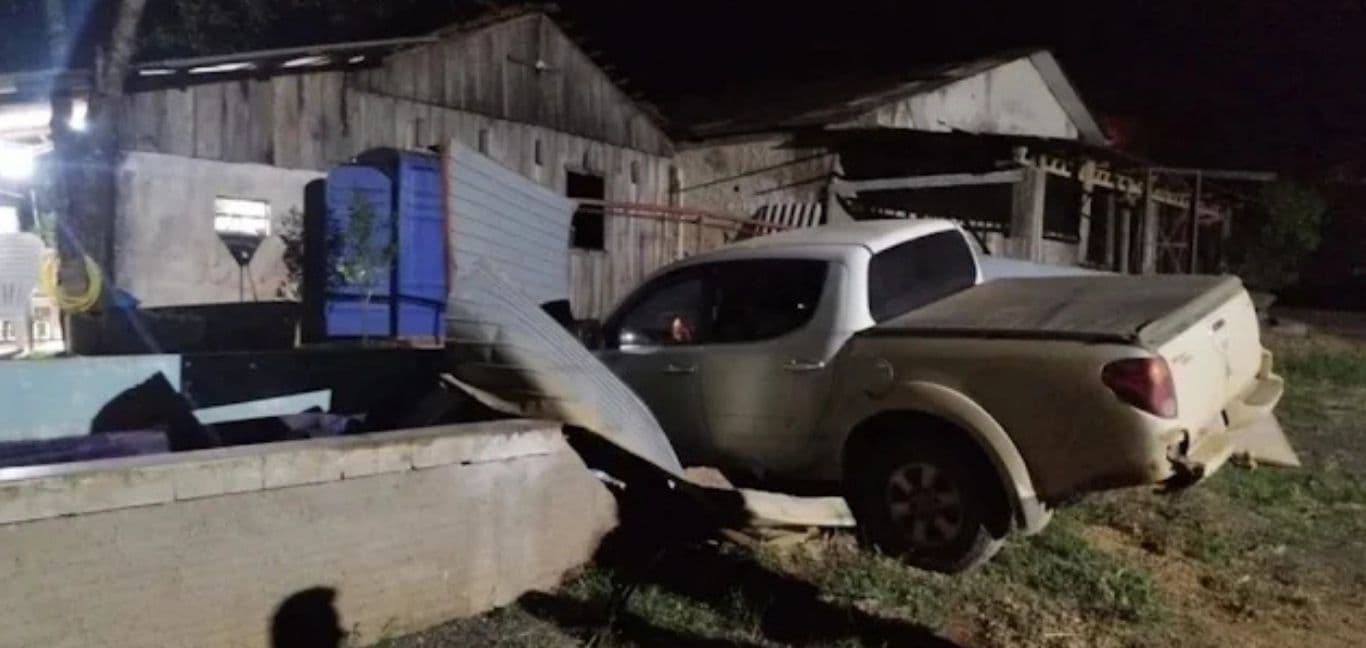 Empresário invade casa e tenta matar pai da prefeita de Imbaú