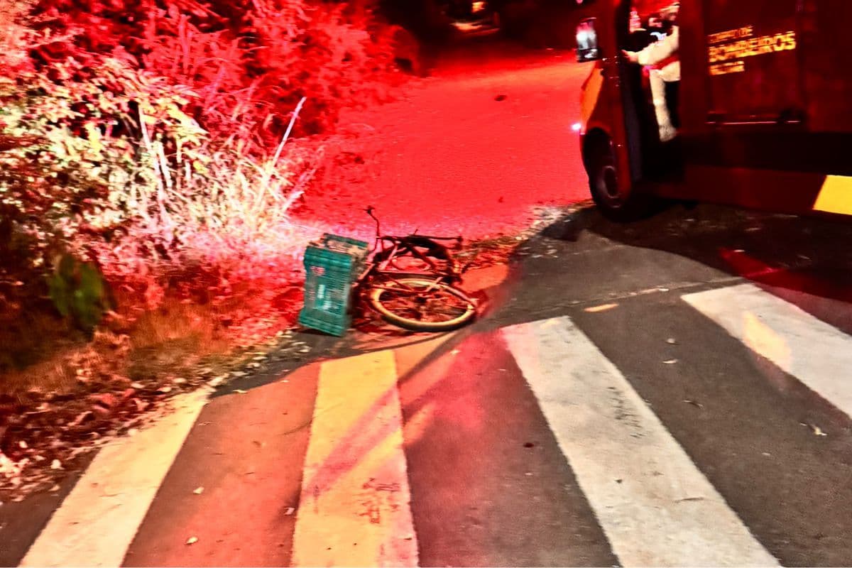 Atropelamento de ciclista em Uvaranas mobilizou o SIATE em Ponta Grossa. Motociclista fugiu sem prestar socorro.
