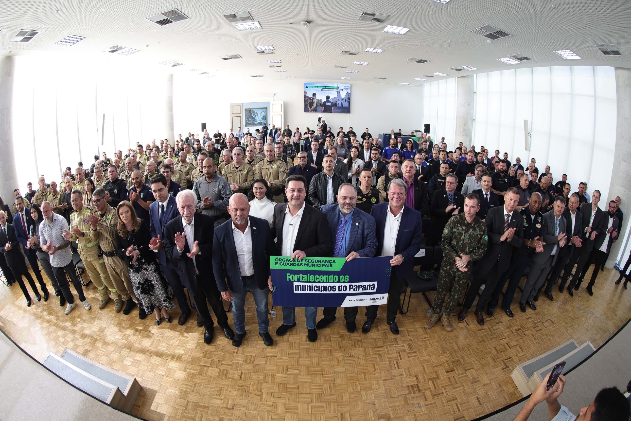 PR vai ampliar integração, investimentos e apoio às Guardas Municipais