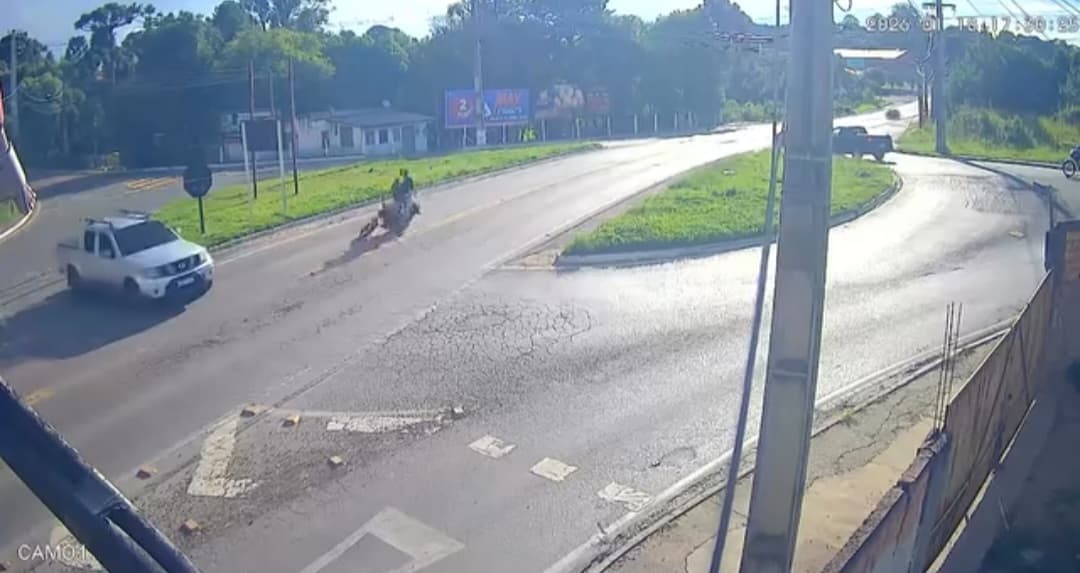 Prefeitura de Castro busca junto ao DER, soluções para melhorias na rotatória após acidente com óbito