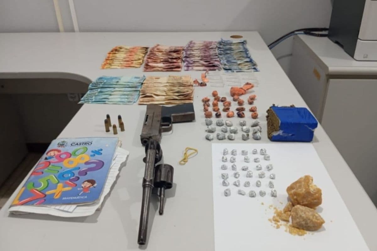 Polícia Militar prende suspeito e apreende drogas e armas em Castro